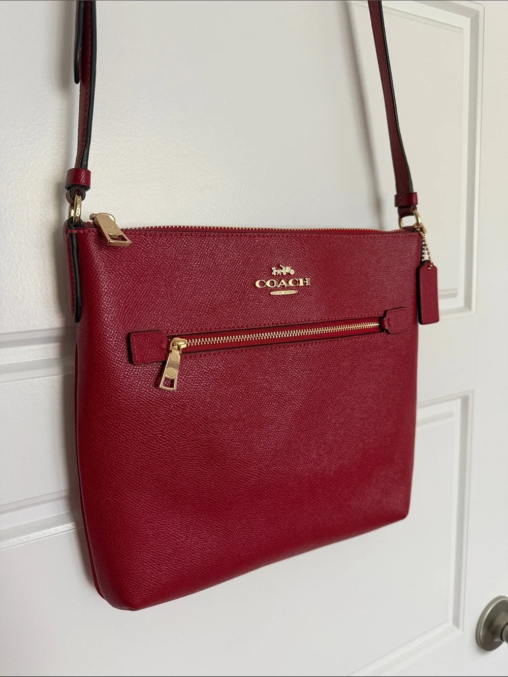Coach Mini Rowan File in Crossgrain Leather with Gold Hardware